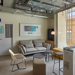 Hostelfly 호스텔